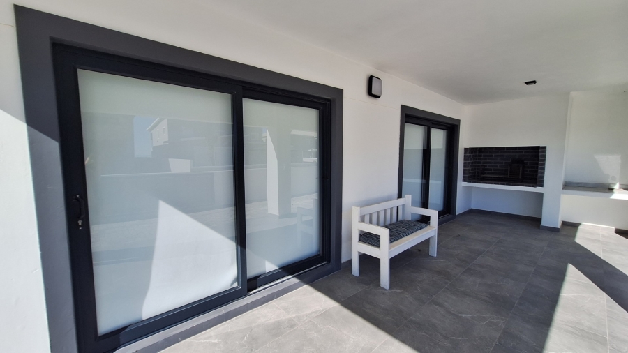 3 Bedroom Property for Sale in Dwarskersbos Western Cape